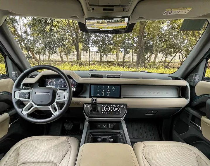 Defender Autobiography Car Rental Jaipu