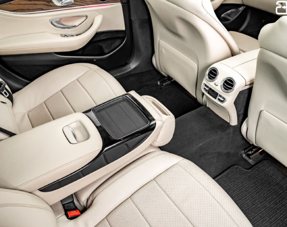 mercedes e class rental in jaipur