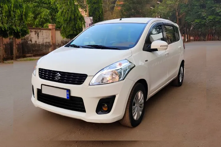 Maruti Ertiga car hire Jaipur