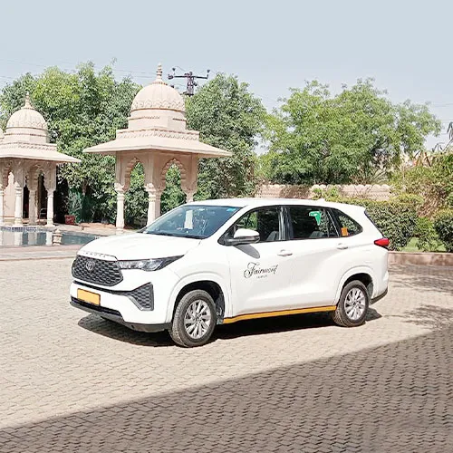 hycross-car-rental-in-jaipur