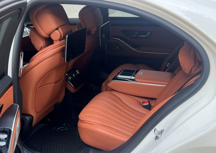 mercedes s class rental in jaipur